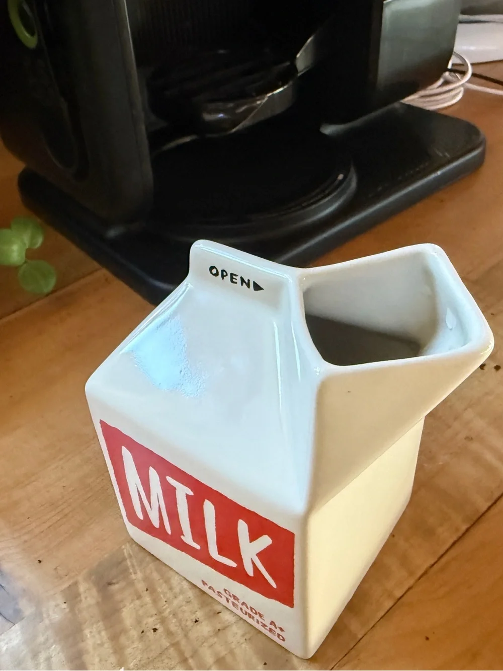 Kate Spade All in Good Taste Piping Hot Creamer/Milk Container Lenox